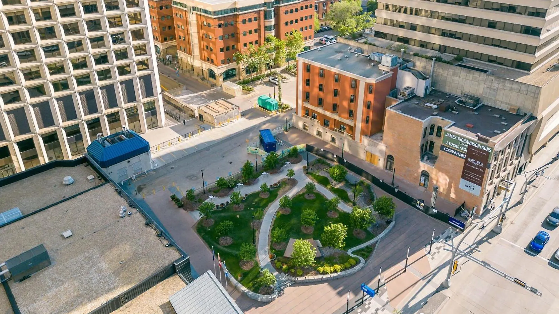 2 Full Beds, Free Parking Underground Heated, Rogers Place, 1 Bedroom Condo Downtown Central Edmonton 0*,  Canada